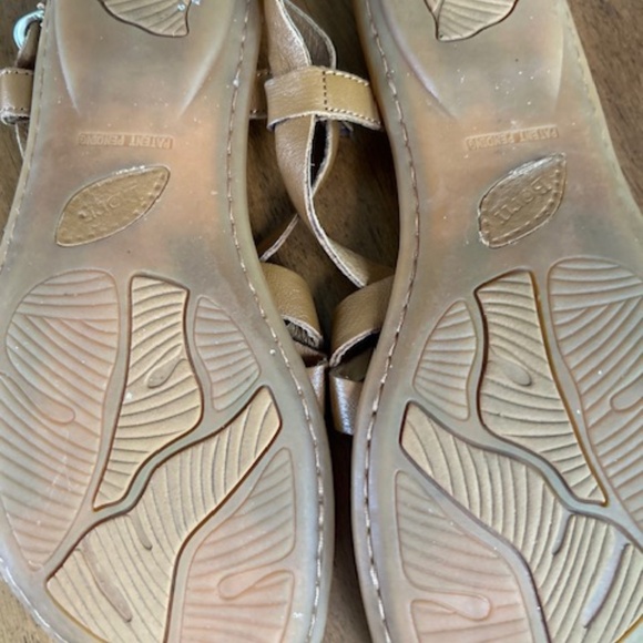 Born Leather Sandals, size 8 - Picture 3 of 5